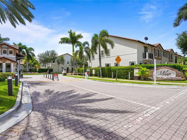 10341 NW 32nd Ter , Doral, FL 33172