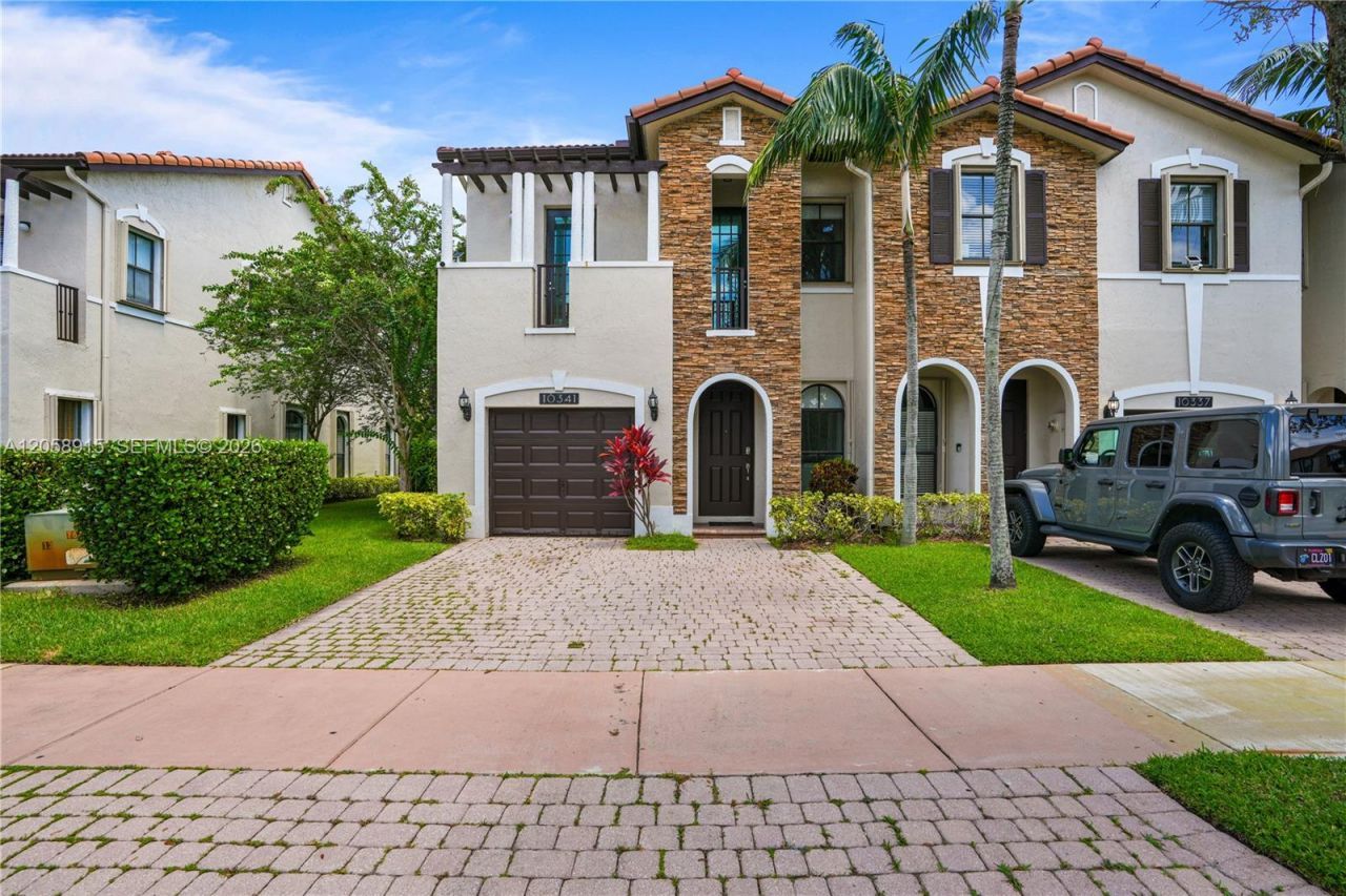 10341 NW 32nd Ter, Doral, FL 33172 Photo