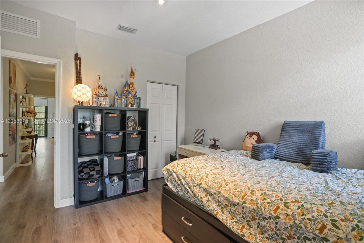 10341 NW 32nd Ter, Doral, FL 33172 Photo