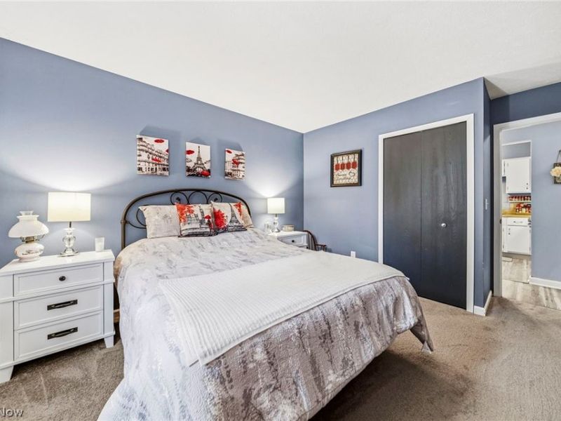 7136 N Churchill Place, Concord Township, OH 44077 Photo 9