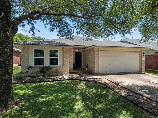 1512 Dillon Lake BND, Leander, TX 78641