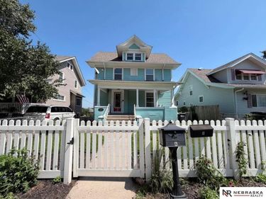 1507 S 25th Avenue, Omaha, NE 68105