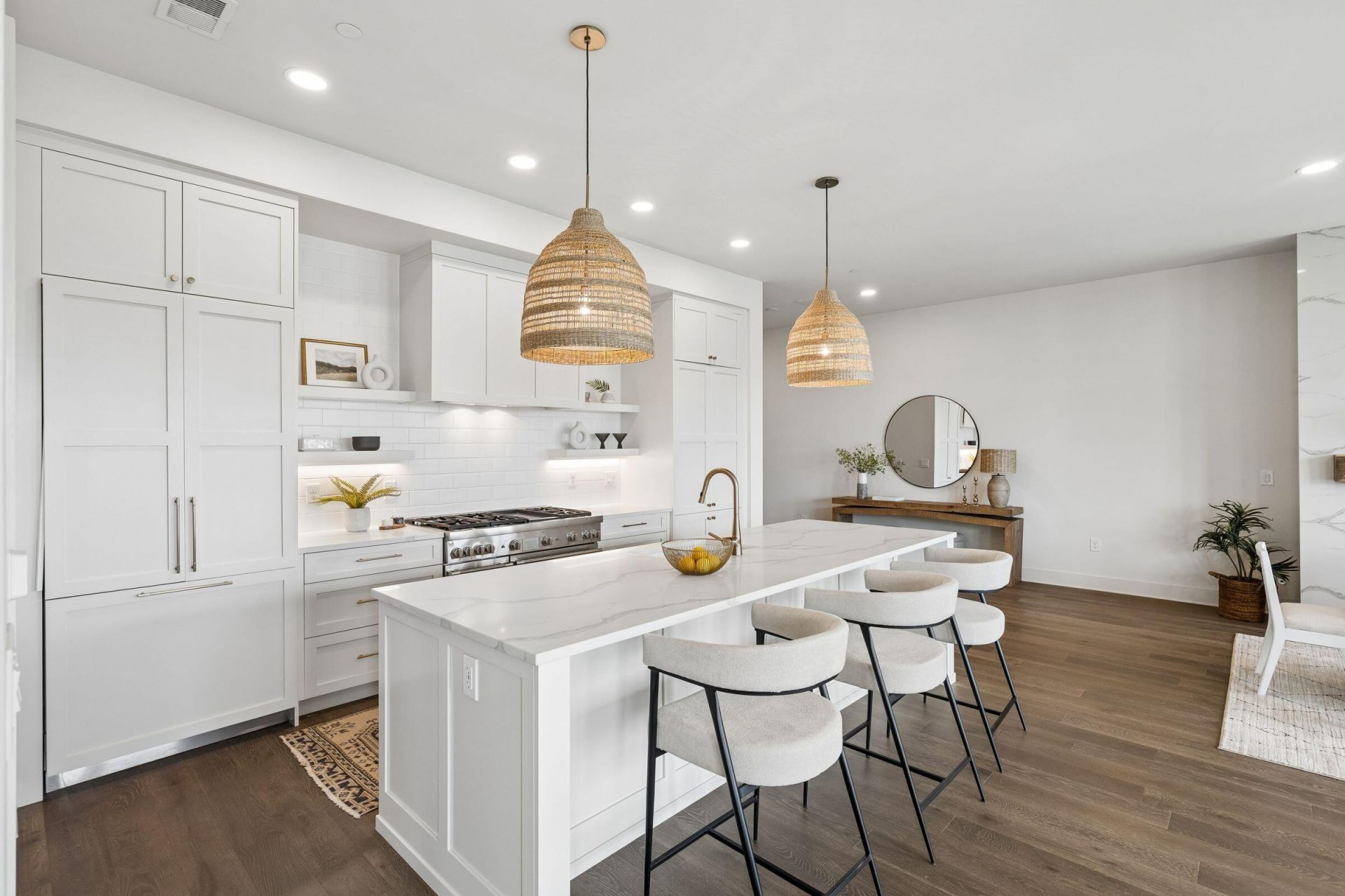 600 Waterman Street Photo 15