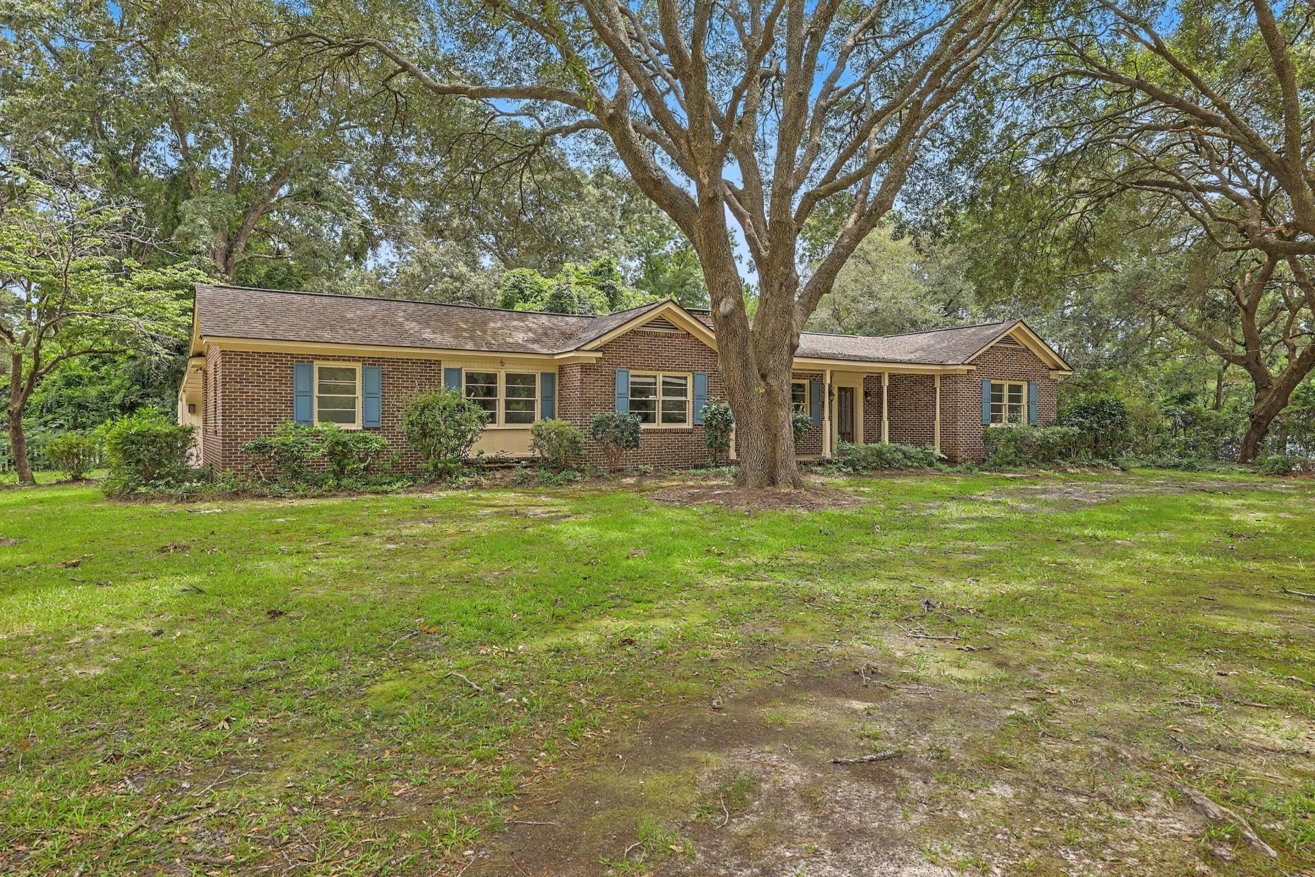 1611 Bacons Bridge Road Photo 4