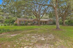 1611 Bacons Bridge Road photo 4