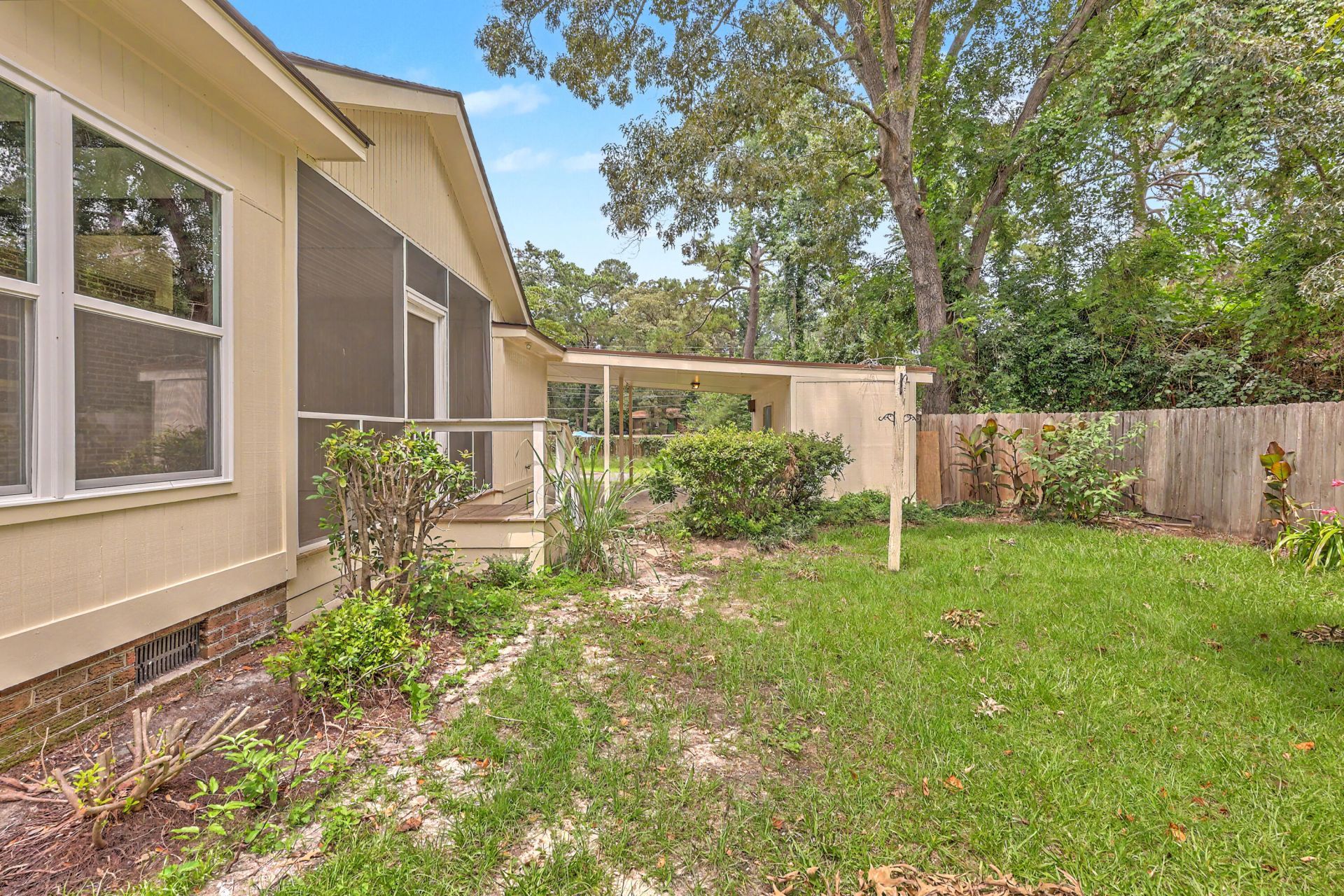 1611 Bacons Bridge Road Photo 50
