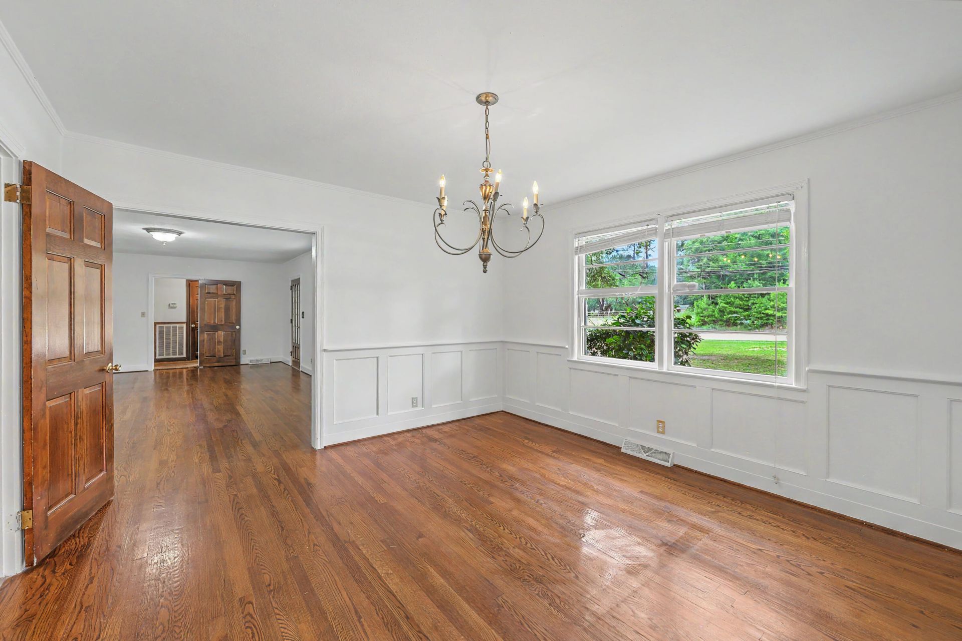 1611 Bacons Bridge Road Photo 8