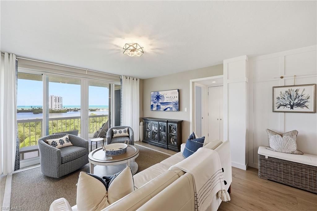 5501 Heron Point Dr, Unit 602, Naples, FL 34108 Photo