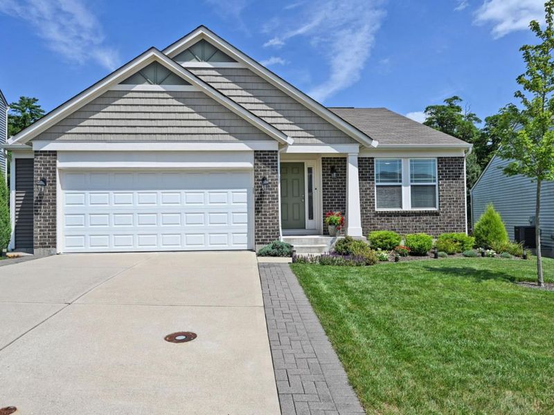 8988 Bluejay View Drive, Cleves, OH 45002 Photo 2