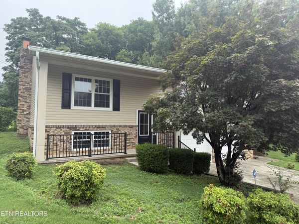 2028 Wayne Circle, Maryville, TN 37804