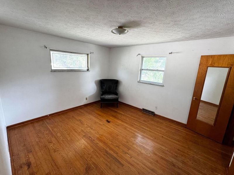 4687 Julian Drive, Columbus, OH 43227 Photo 11