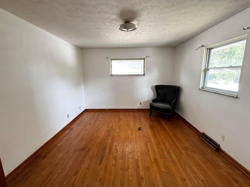 4687 Julian Drive, Columbus, OH 43227 Photo 13