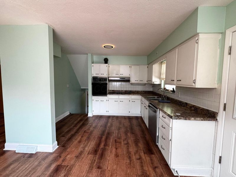 4687 Julian Drive, Columbus, OH 43227 Photo 6