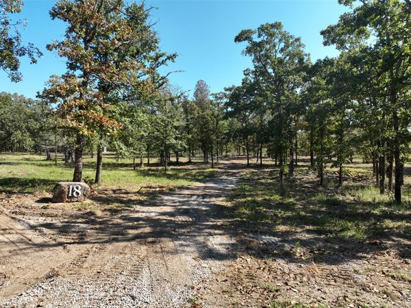 18 260 Road , Winchester, OK 74421
