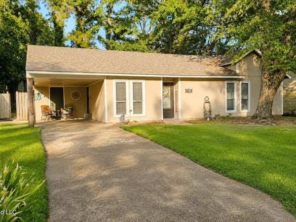 8312 Greenbrook Parkway, Southaven, MS 38671