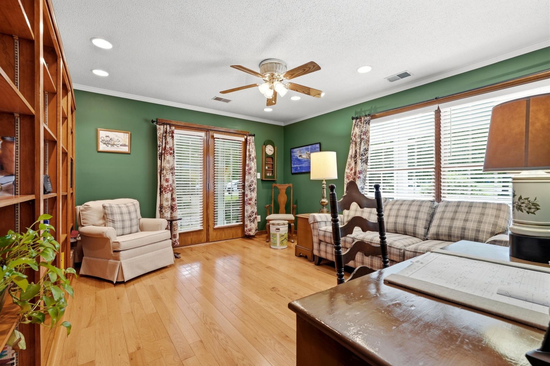 140 Windmeadows Dr. Photo 11