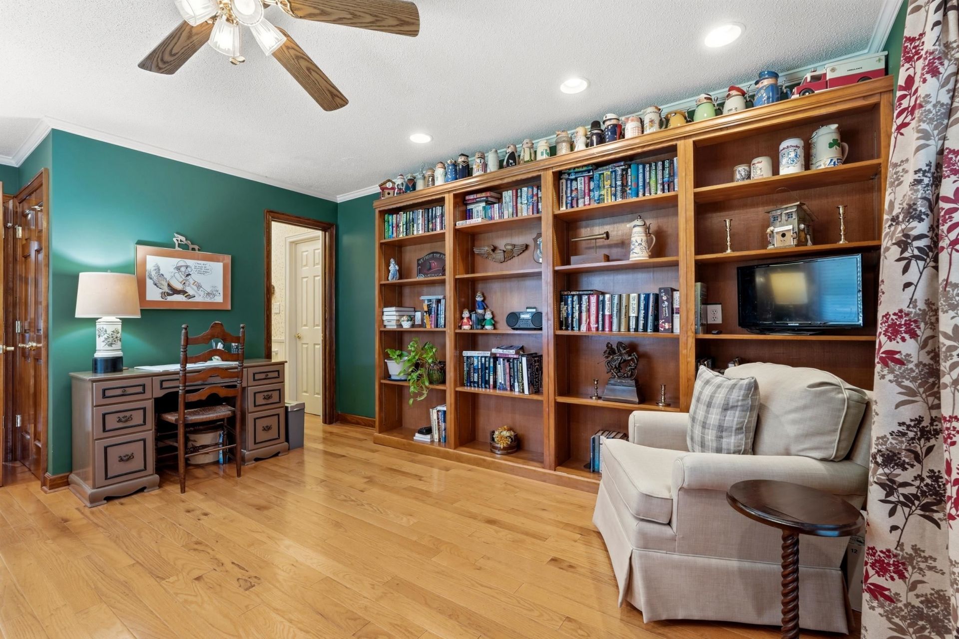 140 Windmeadows Dr. Photo 12