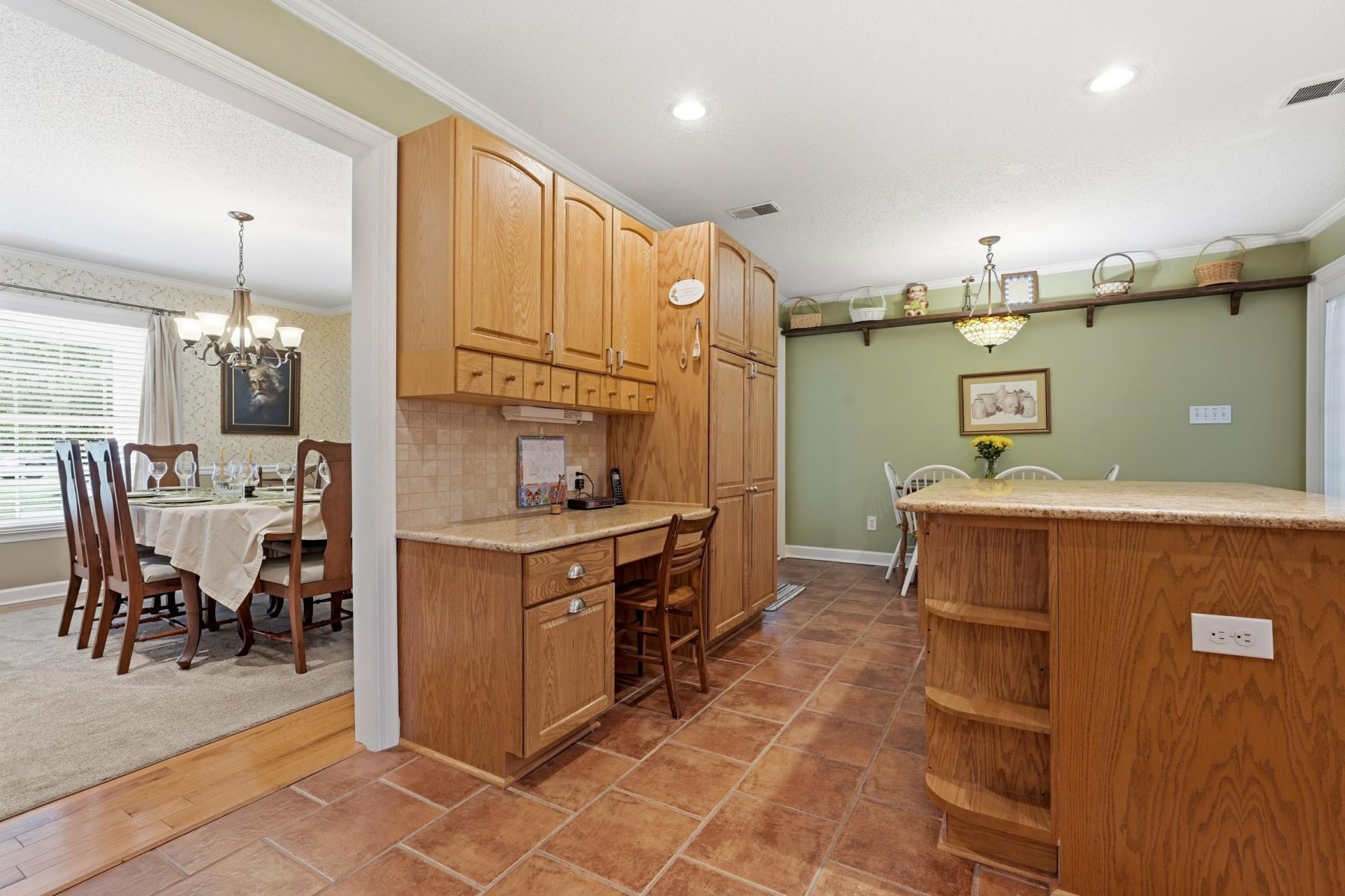 140 Windmeadows Dr. Photo 18