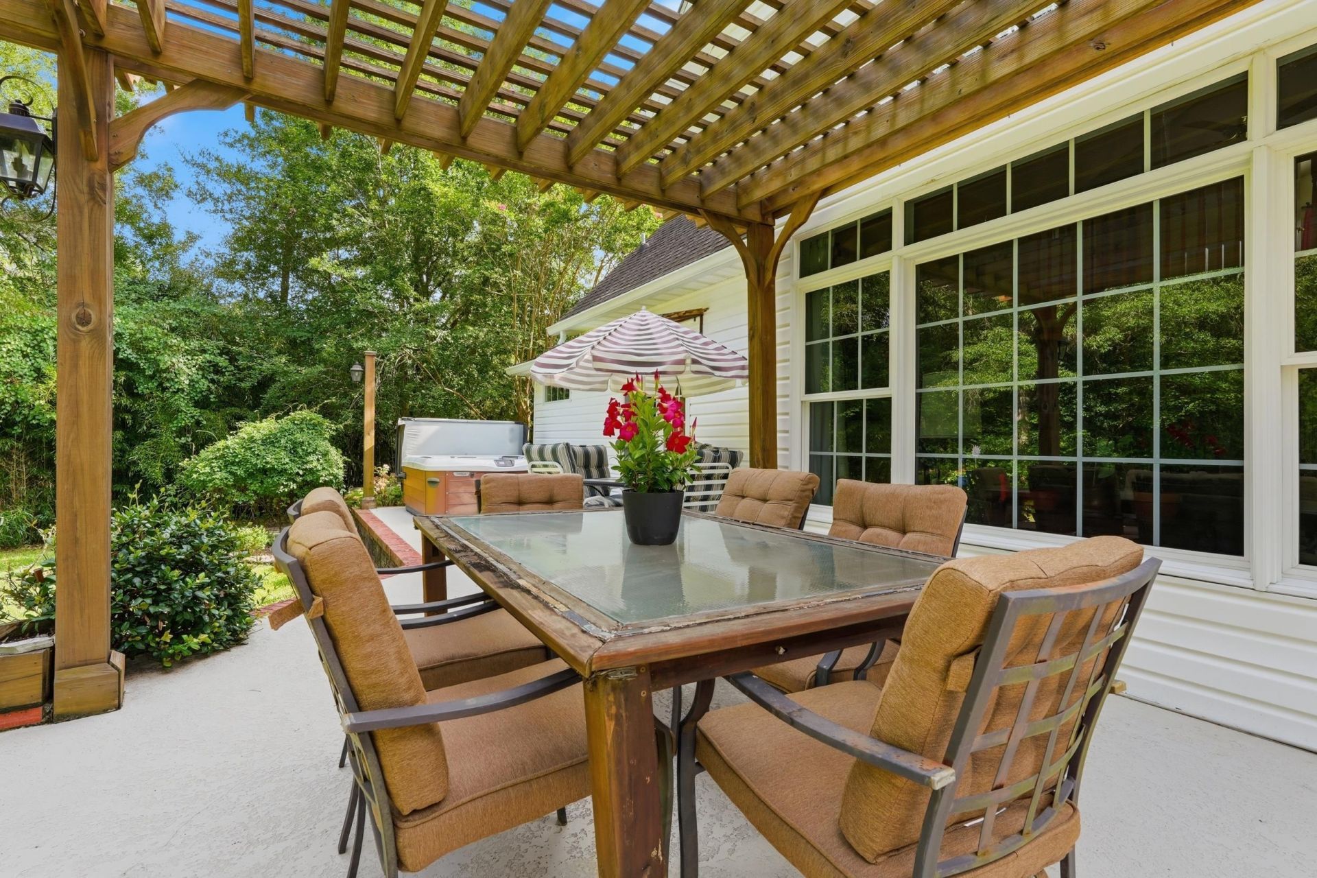 140 Windmeadows Dr. Photo 41