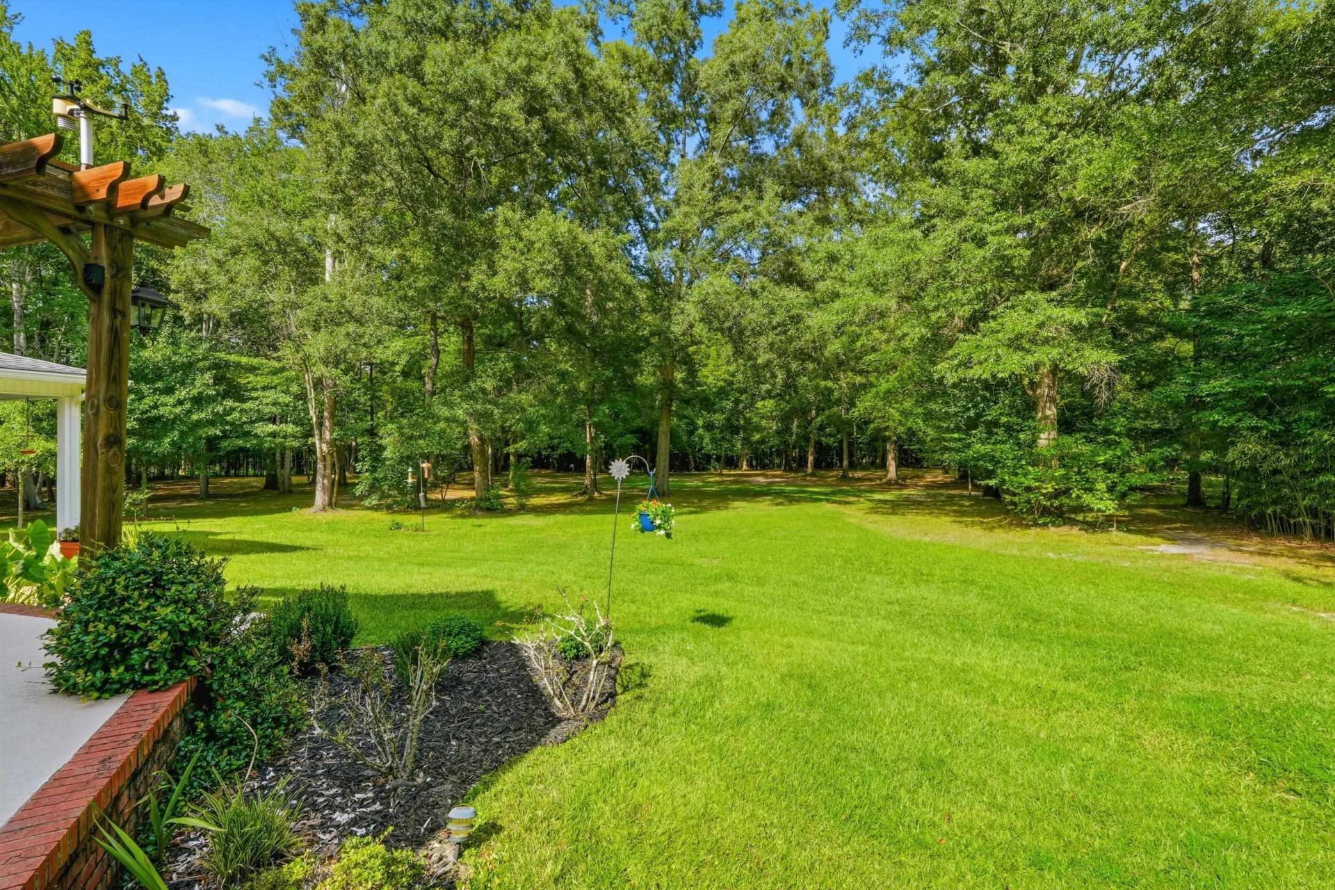 140 Windmeadows Dr. Photo 43
