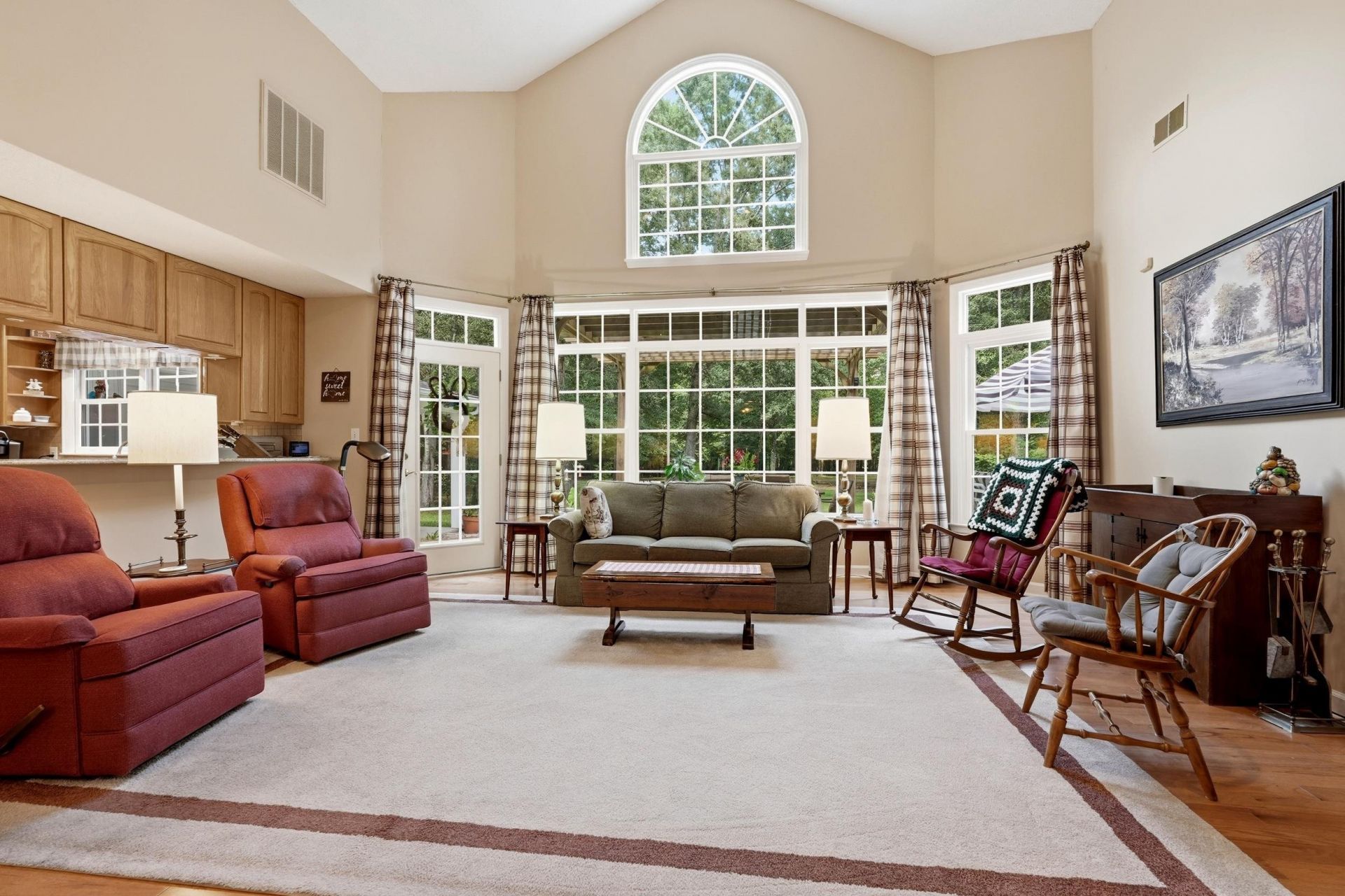 140 Windmeadows Dr. Photo 8