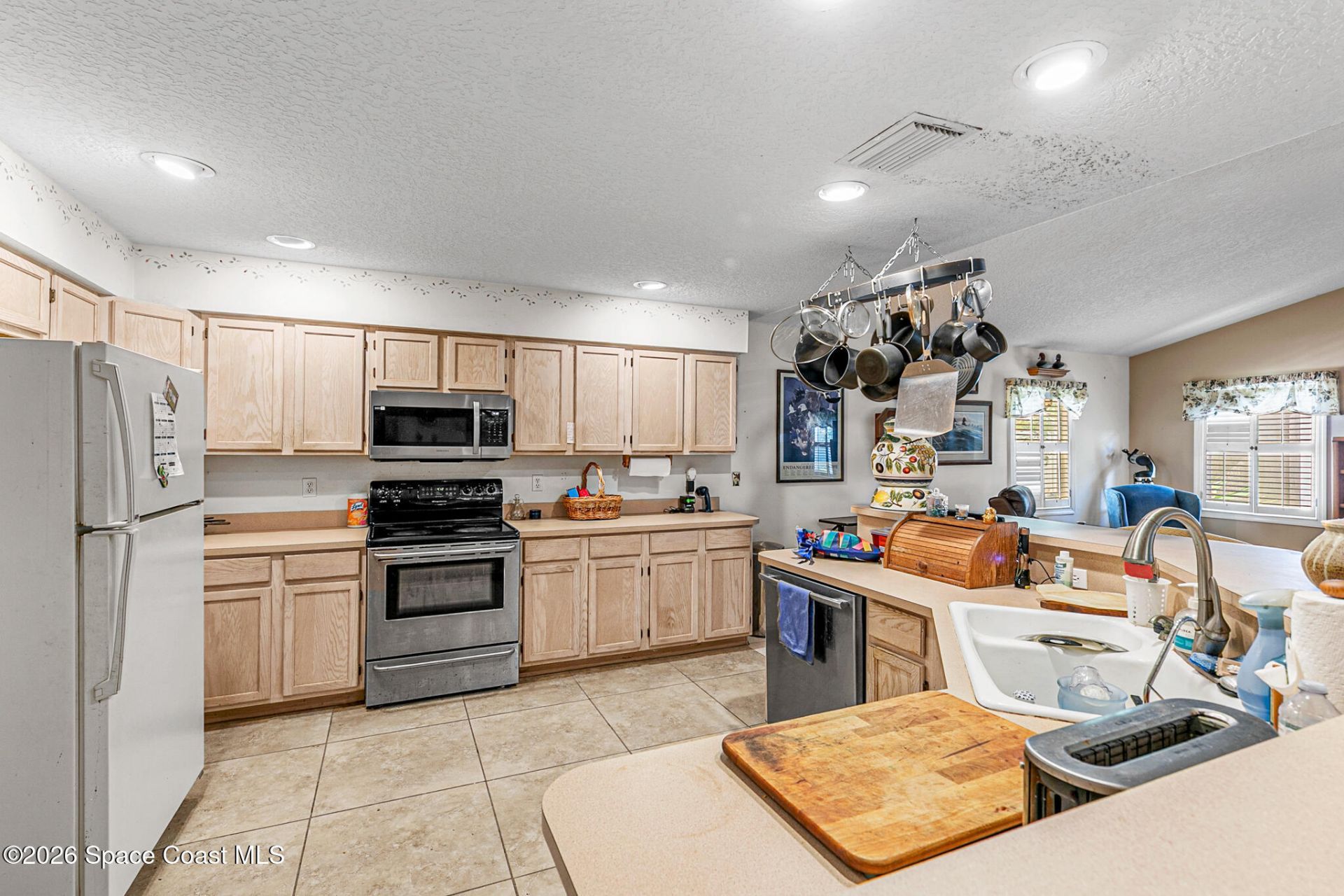 275 Cardinal Drive, Melbourne Beach, FL 32951 Photo