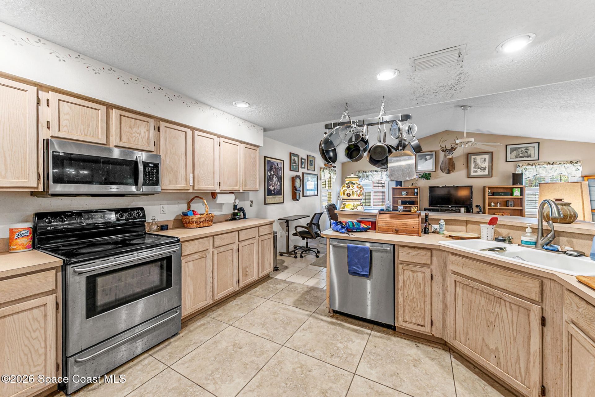 275 Cardinal Drive, Melbourne Beach, FL 32951 Photo