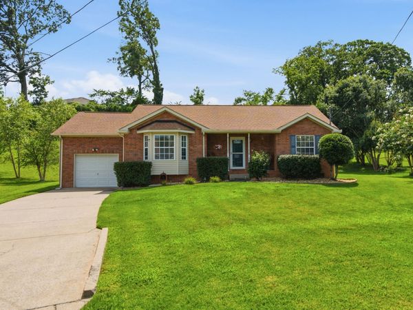 710 Pinehurst Pt , Mount Juliet, TN 37122