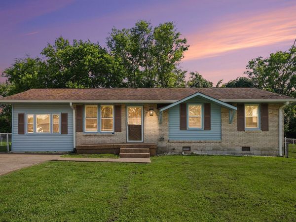 416 Lealand Ln, Lebanon, TN 37087
