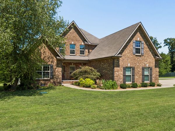804 Twin View Dr, Murfreesboro, TN 37128