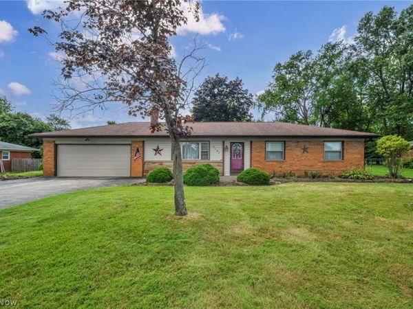 9186 Shepard Road , Macedonia, OH 44056