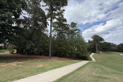 122 Peppermint Lane  photo 4