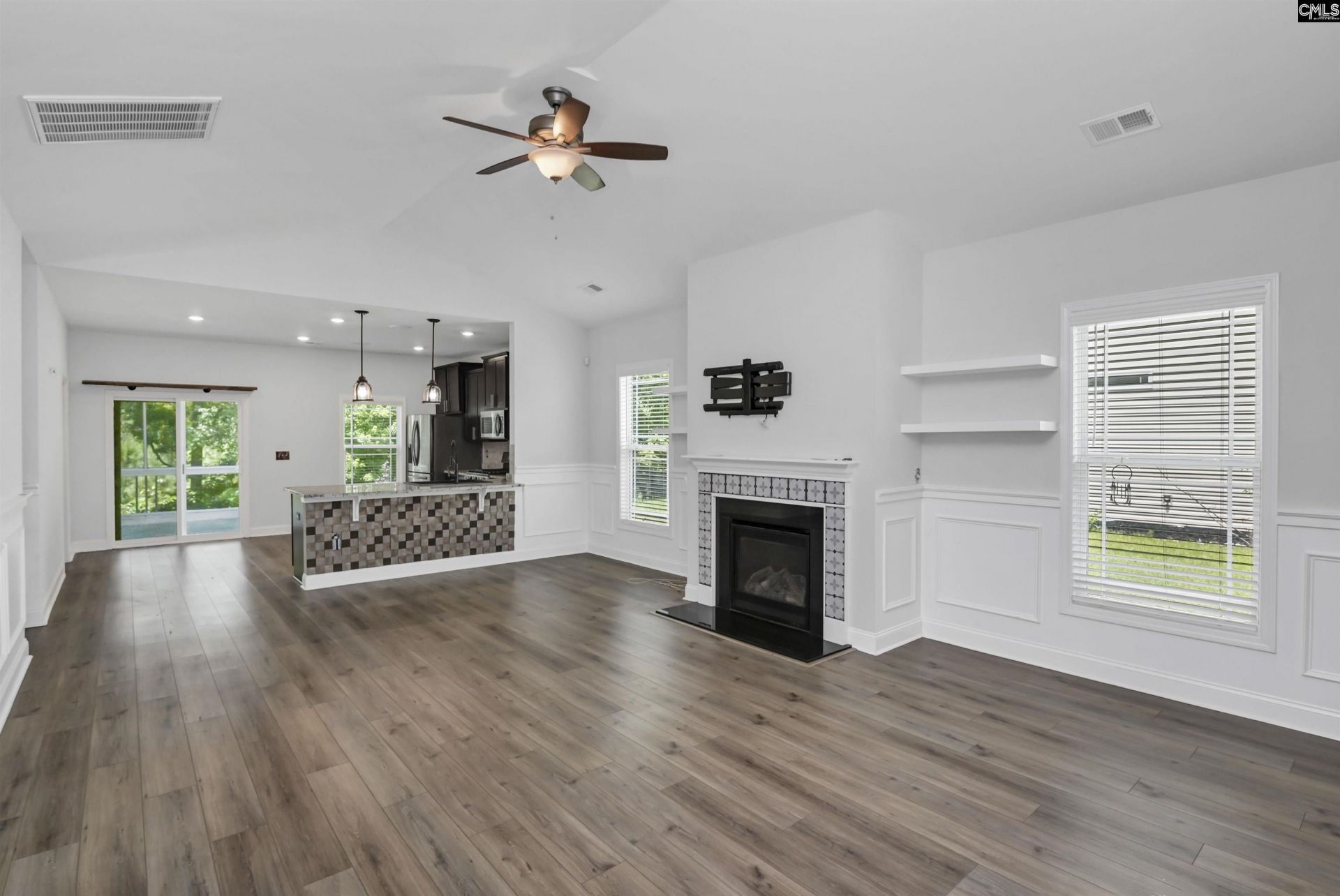 215 Shoals Landing Drive  Photo 12