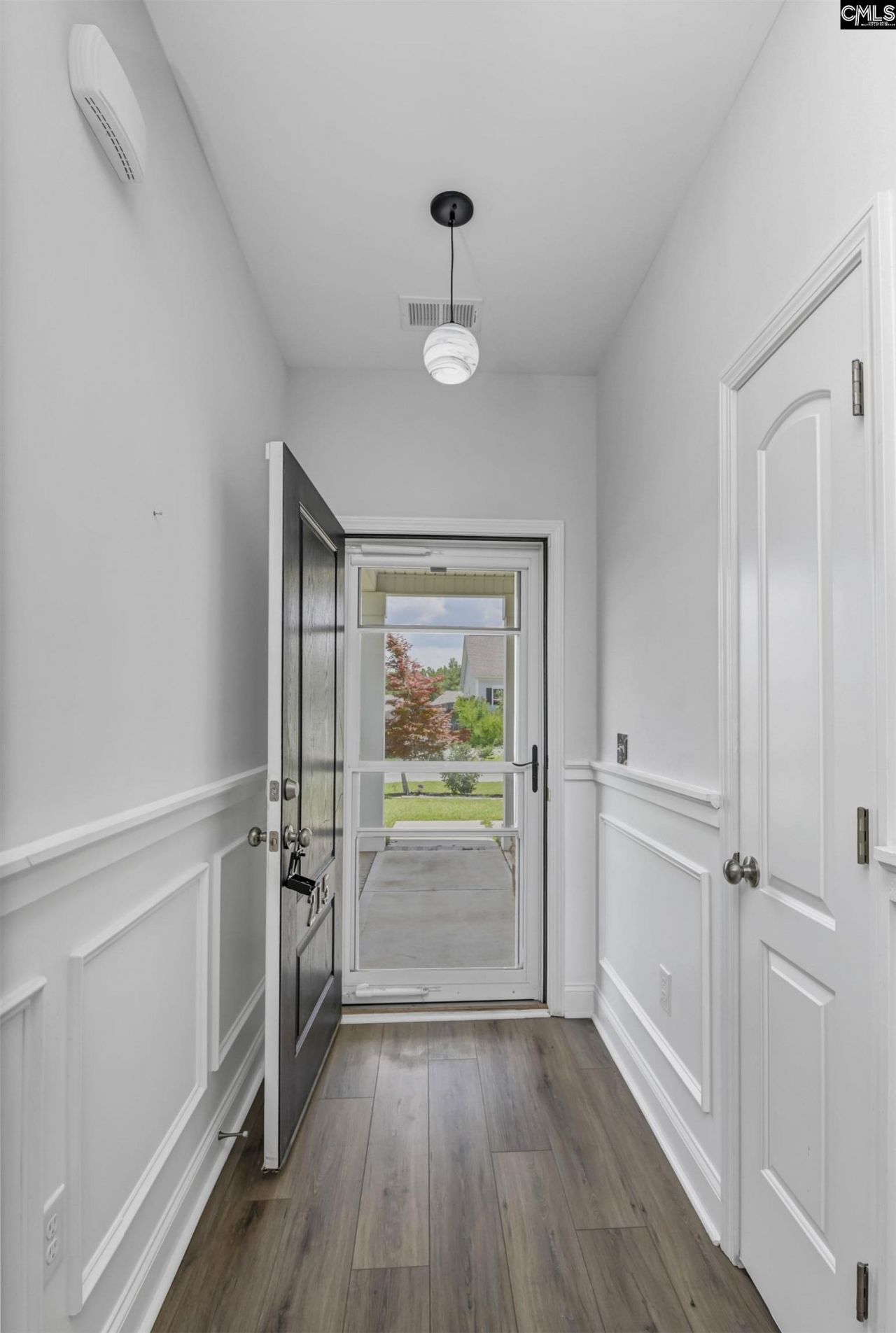 215 Shoals Landing Drive  Photo 14