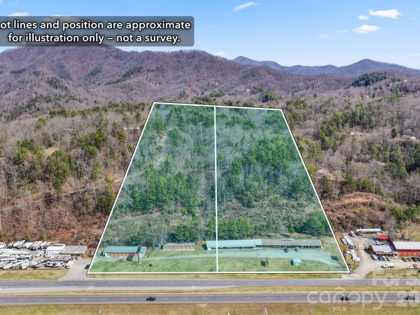 5262-5264 US 74 Highway W, Whittier, NC 28789