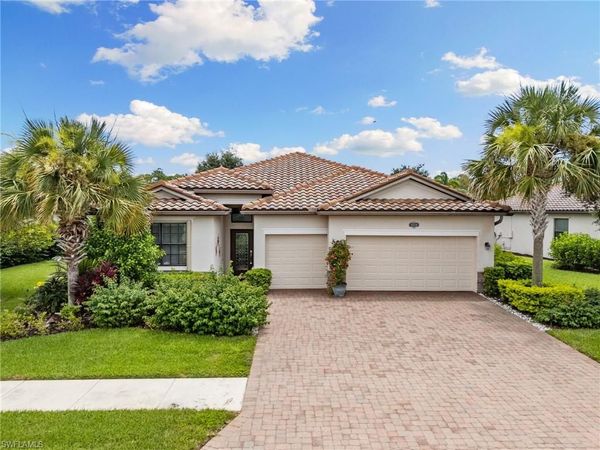 3934 Sapphire WAY , NAPLES, FL 34114