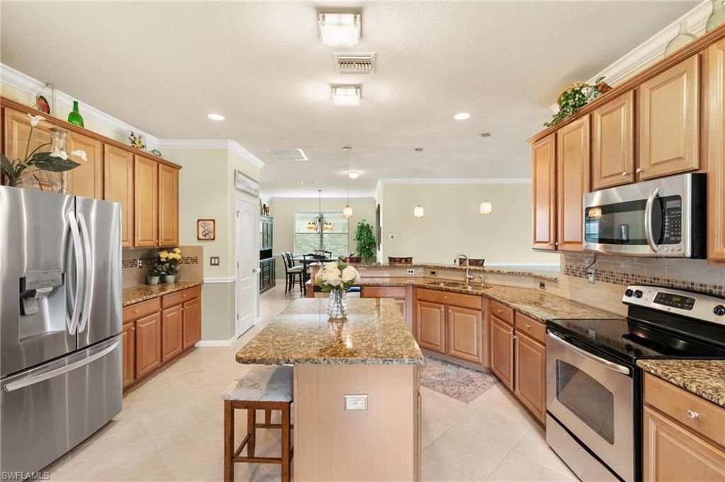 3934 Sapphire Way , Naples, FL 34114 Photo