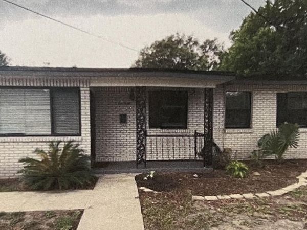 240 WOODSIDE Drive, Orange Park, FL 32073