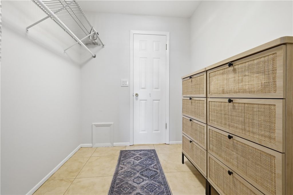 1830 Robalo Drive, Unit B102, Vero Beach, FL 32960 Photo