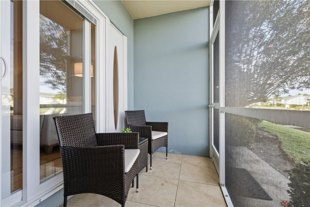 1830 Robalo Drive, Unit B102, Vero Beach, FL 32960 Photo