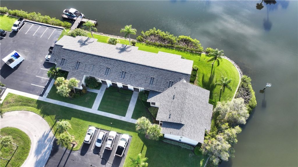 1830 Robalo Drive, Unit B102, Vero Beach, FL 32960 Photo
