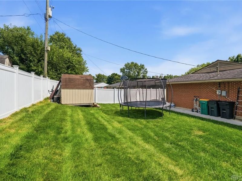150 Catalpa Drive, Springboro, OH 45066 Photo 35