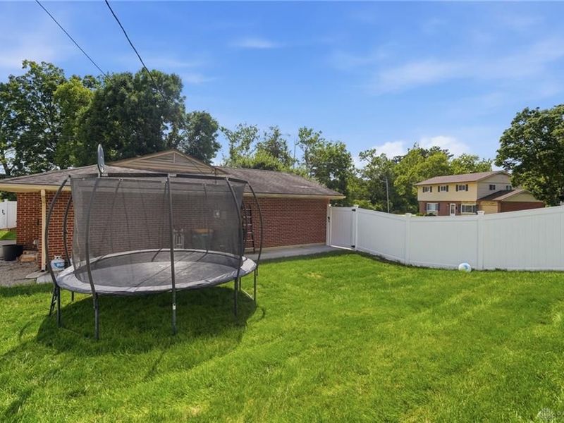 150 Catalpa Drive, Springboro, OH 45066 Photo 36