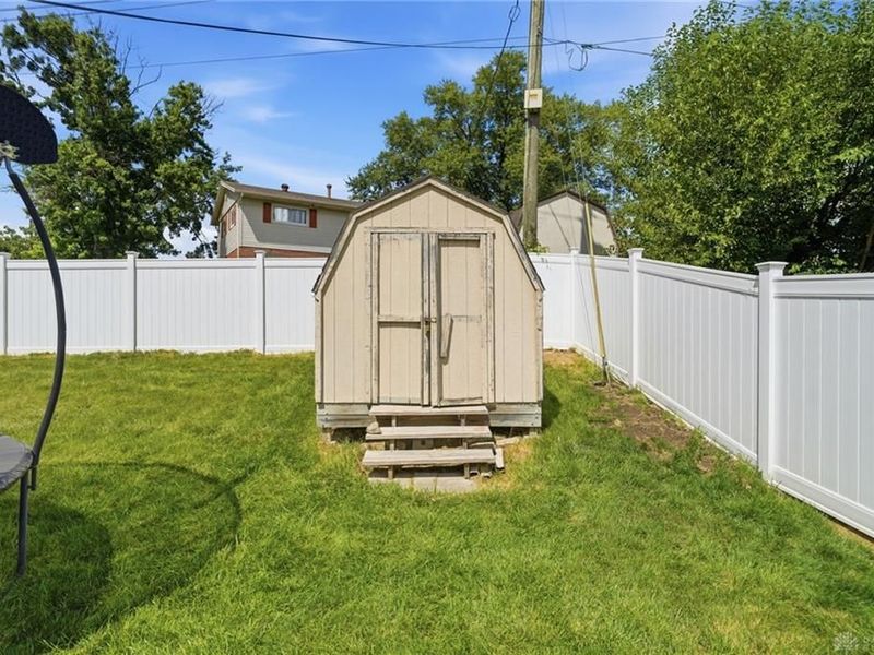 150 Catalpa Drive, Springboro, OH 45066 Photo 38