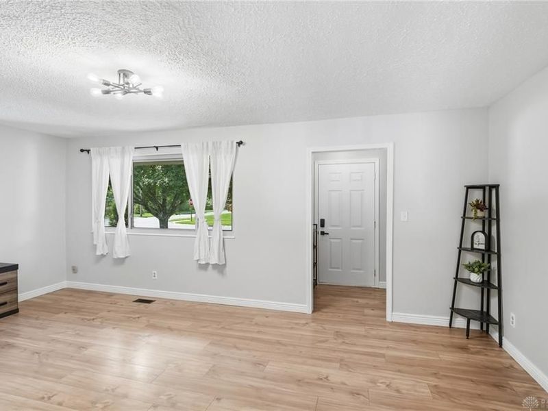 150 Catalpa Drive, Springboro, OH 45066 Photo 8