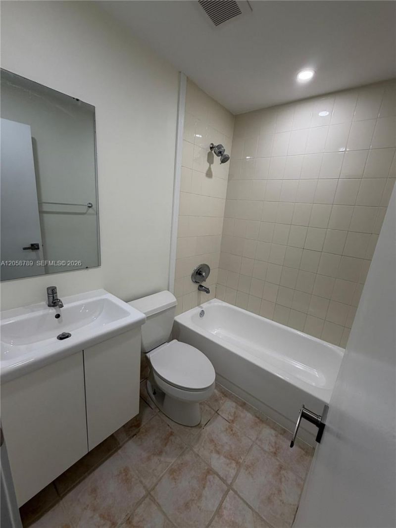 15410 SW 82nd Ln , Unit 821, Miami, FL 33193 Photo