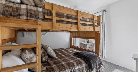 1011 Ham Lane, South Lake Tahoe, CA 96150 Photo