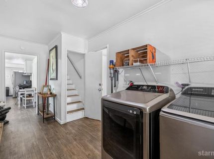 1011 Ham Lane, South Lake Tahoe, CA 96150 Photo