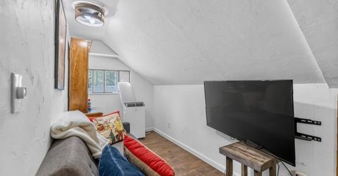 1011 Ham Lane, South Lake Tahoe, CA 96150 Photo