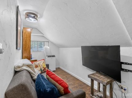1011 Ham Lane, South Lake Tahoe, CA 96150 Photo